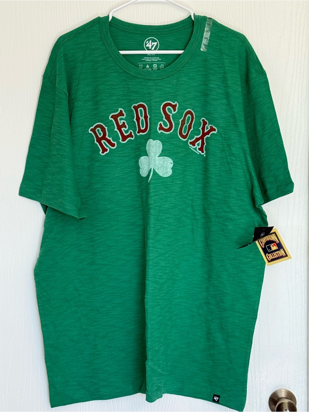Boston Red Sox Green Shamrock T-Shirt NWT
